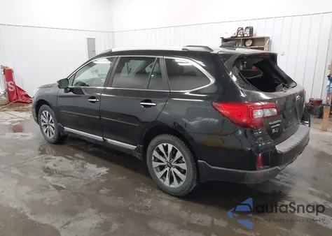 2017 Subaru Outback 2.5I Touring z USA, uszkodzony, nr VIN 4S4BSATC0H3430499